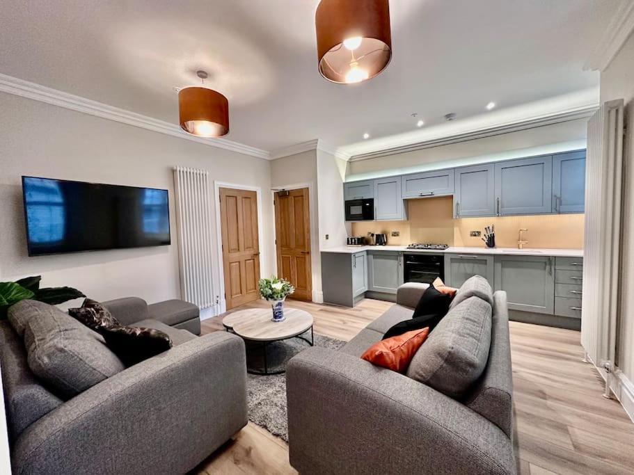 Spectacular 2 Bed, 2 Bath In Centre * Édimbourg